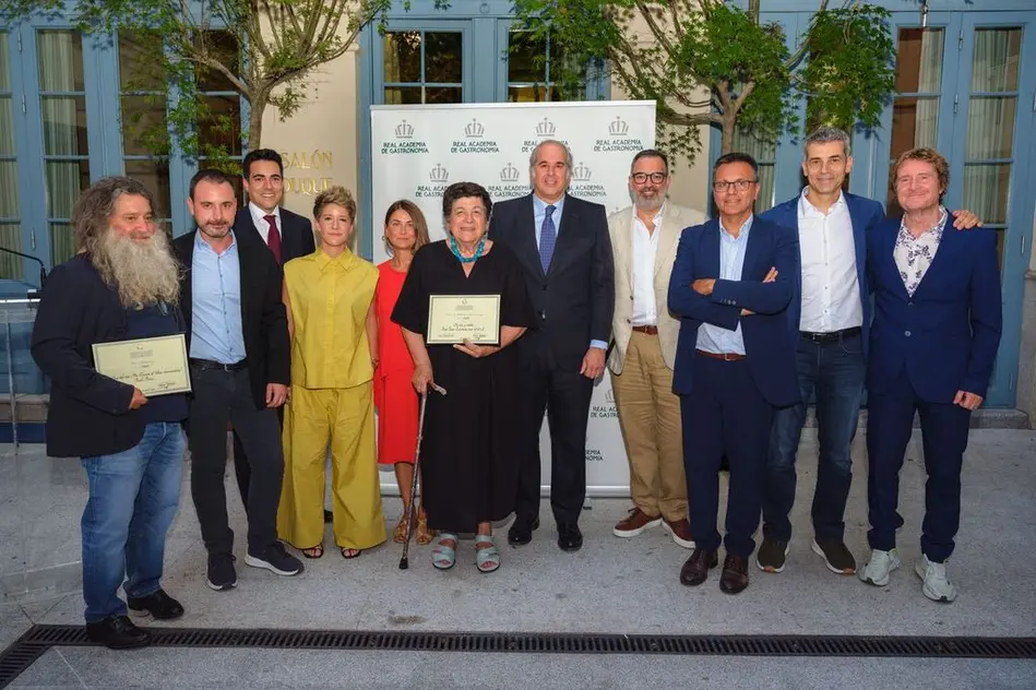 Real Academia de Gastronomía entrega premios internacionales