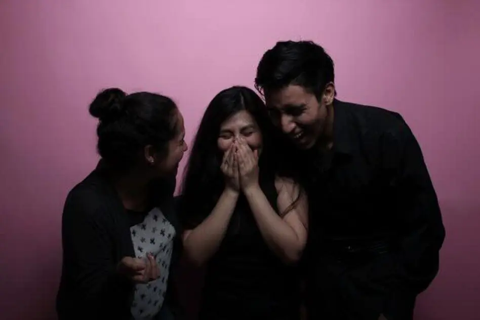Del ghostear al spoilear: El impacto de los anglicismos en Chile